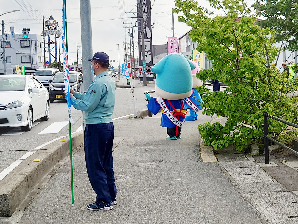 交通安全のぼり旗一斉掲揚